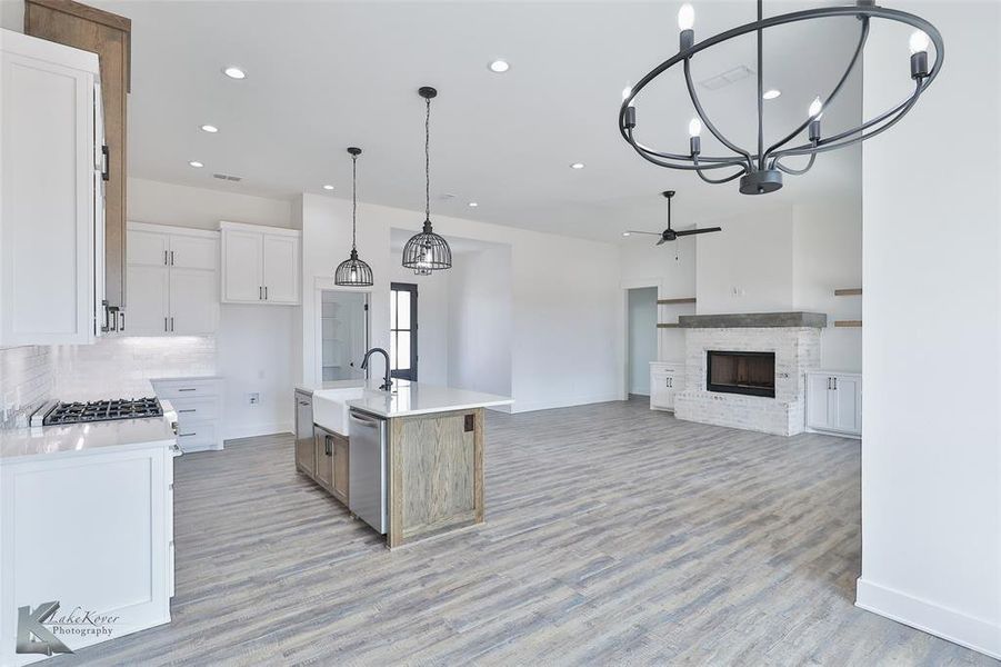 Furnished interior view inside a new home in , Tuscola (Image 16). Furnished interior view inside a new home in , Tuscola (Image 16).