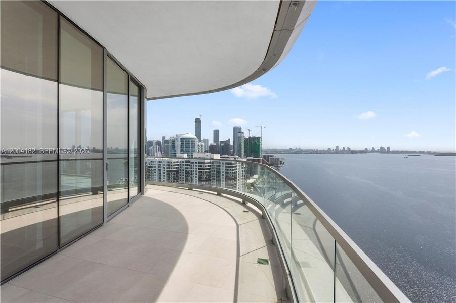 Condo located in Miami, FL showcasing its design and architecture (Image 27). Condo located in Miami, FL showcasing its design and architecture (Image 27).