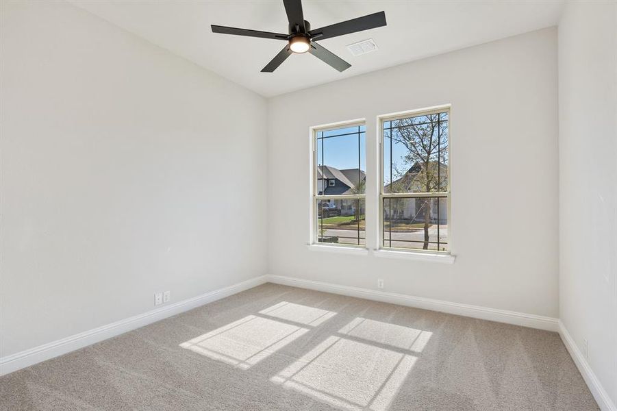 Spacious, unfurnished interior of a new home in Abe's Landing, Granbury (Image 32). Spacious, unfurnished interior of a new home in Abe's Landing, Granbury (Image 32).