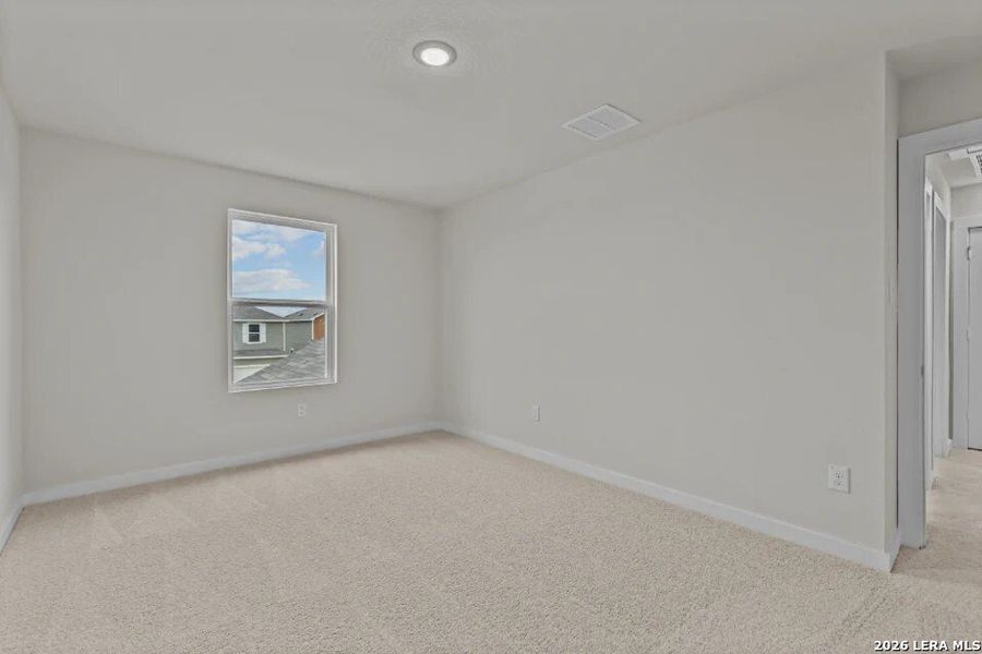 Spacious, unfurnished interior of a new home in Applewhite Meadows, San Antonio (Image 12).