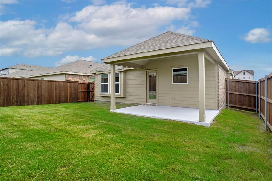 Exterior details and patio area of a home in , Forney (Image 16).