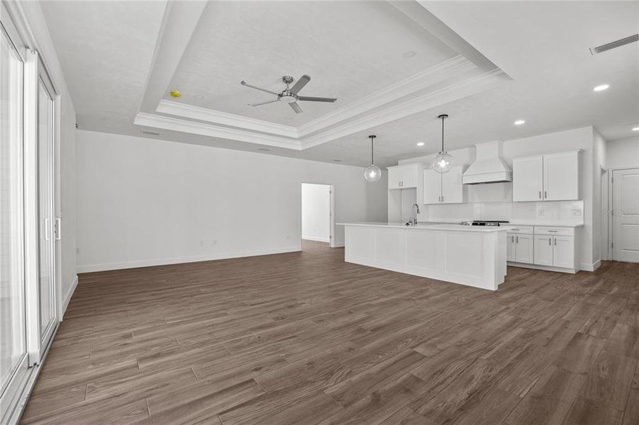 Spacious, unfurnished interior of a new home in , Gainesville (Image 26).