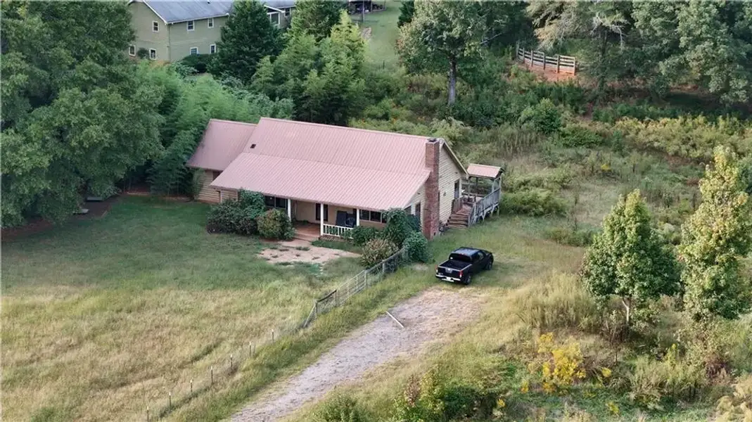 Image 21 of a home in .