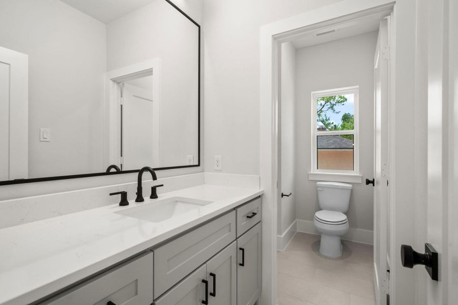 Example Photo of Builders Previously Built Homes.