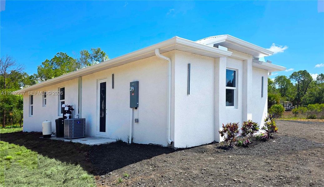 Exterior details and patio area of a home in , Clewiston (Image 3). Exterior details and patio area of a home in , Clewiston (Image 3).