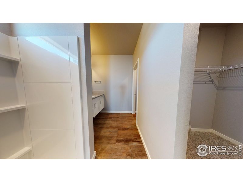 Spacious, unfurnished interior of a new home in Hudson Hills, Hudson (Image 7).