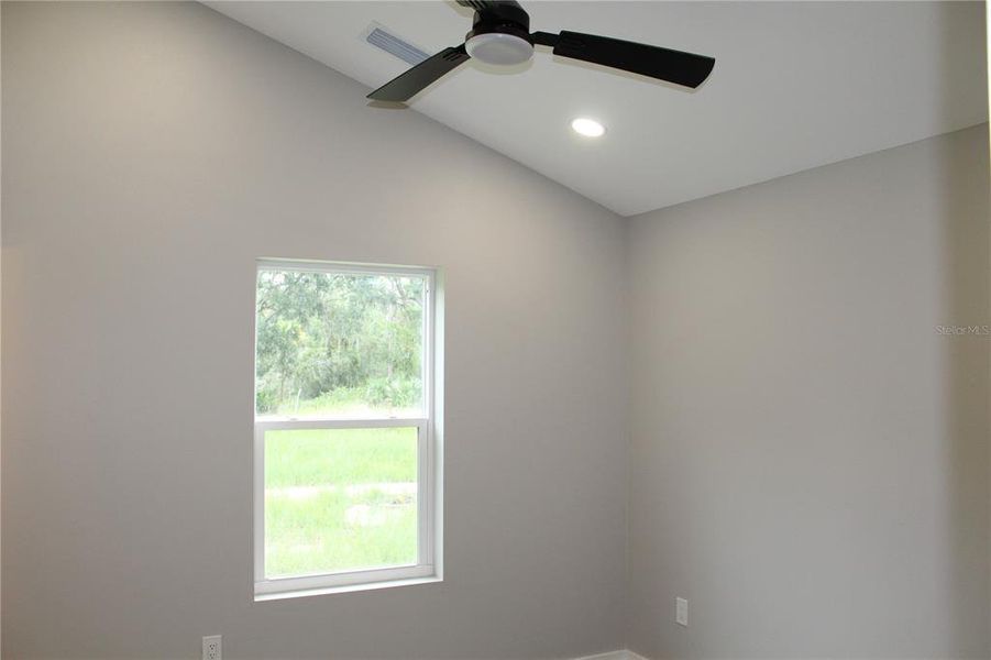 Image 19 of a home in . Image 19 of a home in .