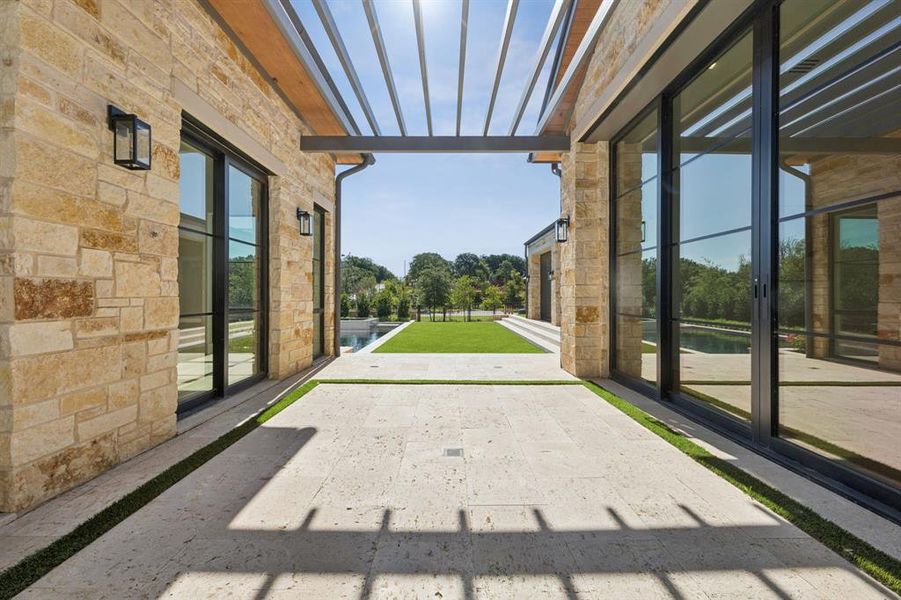 Image 34 of a home in .