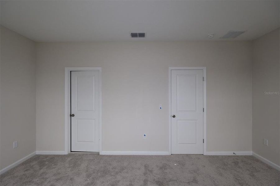 Spacious, unfurnished interior of a new home in Center Lake on the Park, St. Cloud (Image 13). Spacious, unfurnished interior of a new home in Center Lake on the Park, St. Cloud (Image 13).
