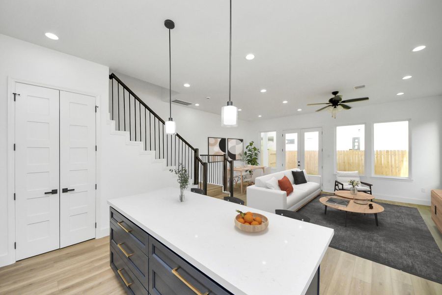 Ample natural light in the living room & kitchen area. Ample natural light in the living room & kitchen area.