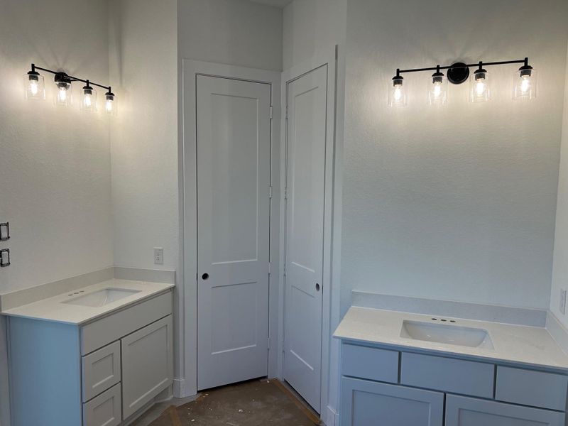 Image 17 of a home in Wood Leaf Reserve. Image 17 of a home in Wood Leaf Reserve.