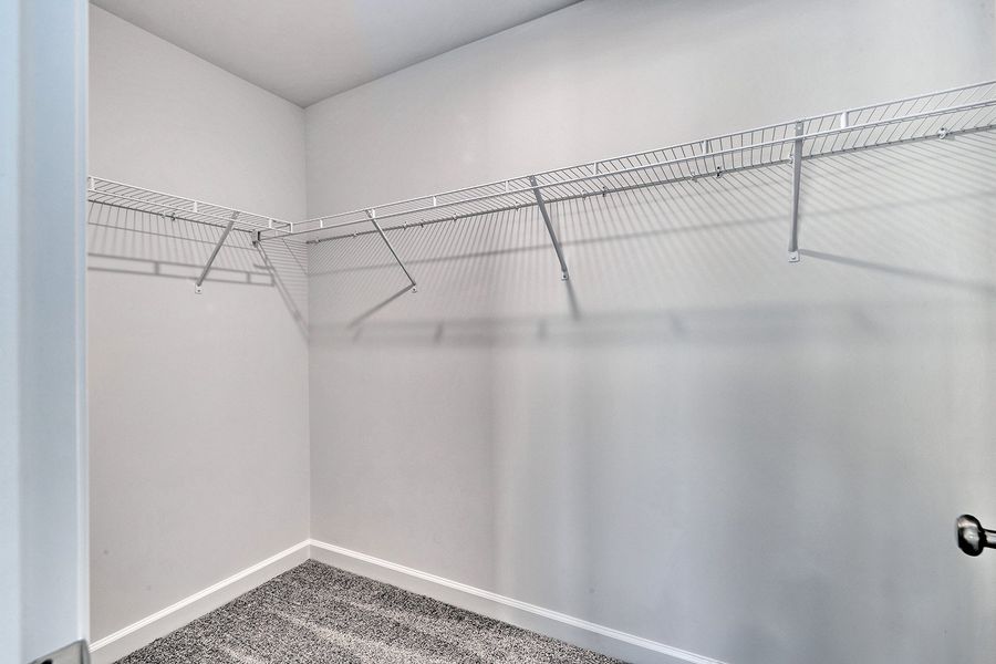 Spacious, unfurnished interior of a new home in Arcadia, Myrtle Beach (Image 37).