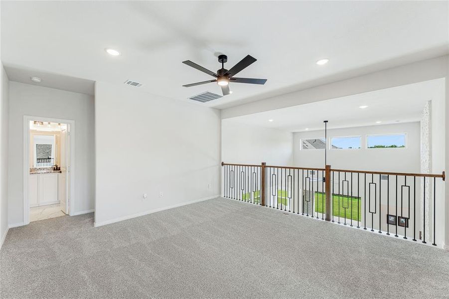 Spacious, unfurnished interior of a new home in Meadow Vista, Anna (Image 21).