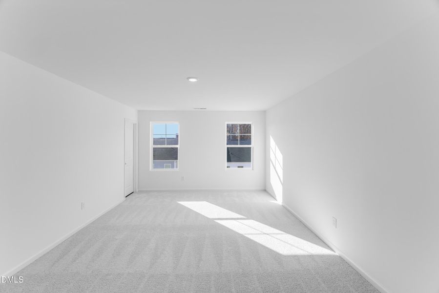 SUN_LawsonTownes_Pic_Cameron-11