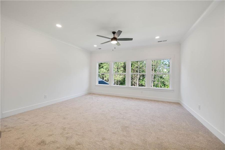 Spacious, unfurnished interior of a new home in , Jefferson (Image 28).