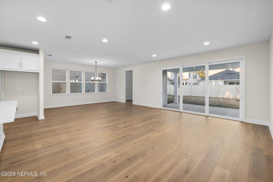 Spacious, unfurnished interior of a new home in Crosswinds at Nocatee, Ponte Vedra (Image 49).