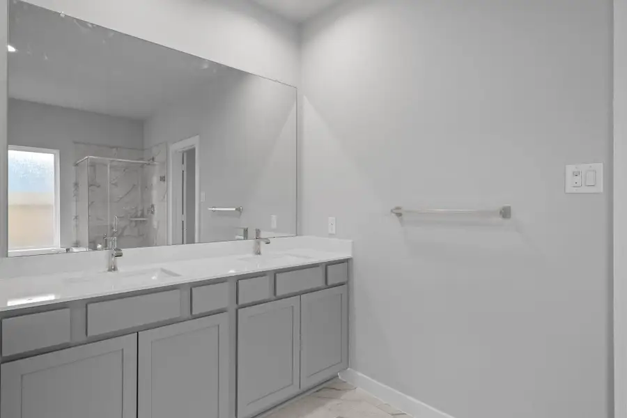 Furnished interior view inside a new home in Beacon Hill, Waller (Image 7). Furnished interior view inside a new home in Beacon Hill, Waller (Image 7).