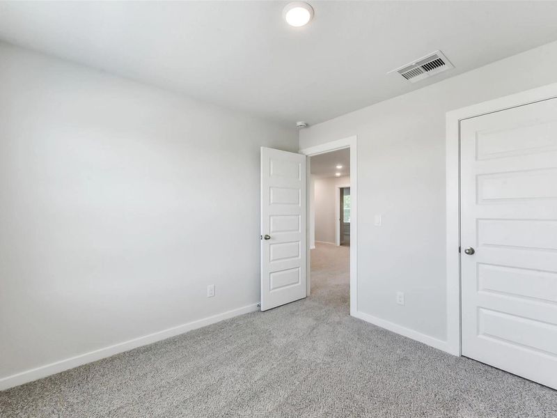 Spacious, unfurnished interior of a new home in Windmill Estates, Magnolia (Image 43).