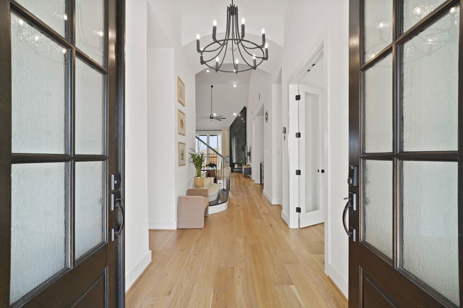 Spacious, unfurnished interior of a new home in Sienna, Missouri City (Image 20). Spacious, unfurnished interior of a new home in Sienna, Missouri City (Image 20).