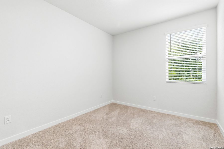 Spacious, unfurnished interior of a new home in , San Antonio (Image 24).