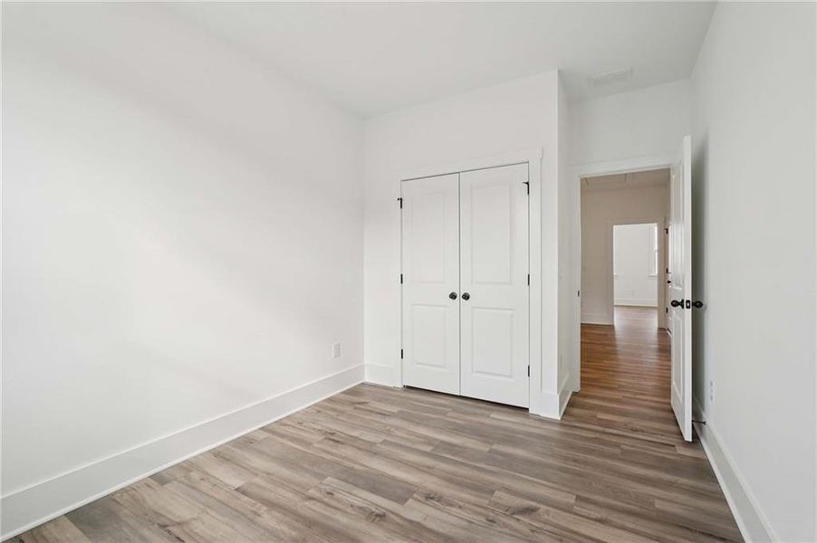 Spacious, unfurnished interior of a new home in Park Vue, Atlanta (Image 42).