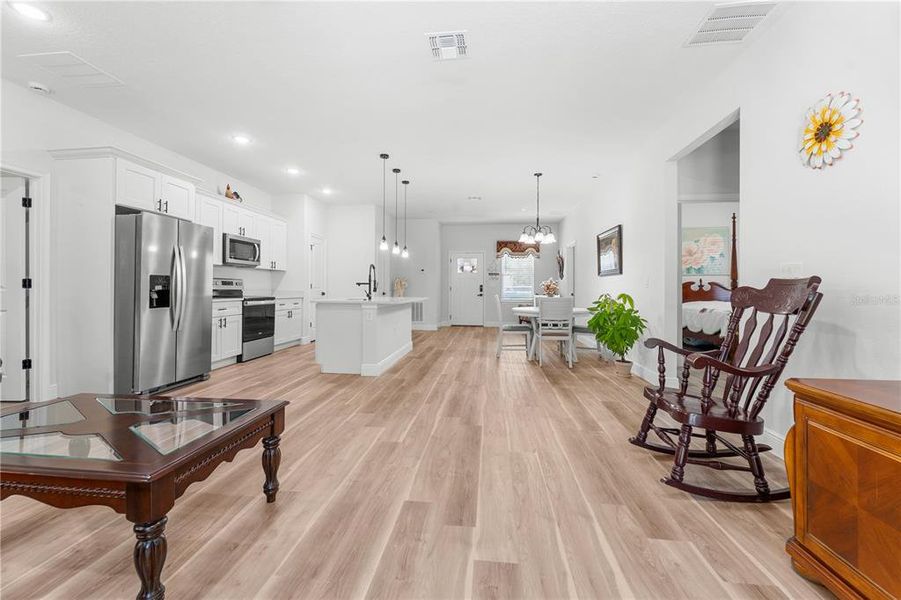 Furnished interior view inside a new home in , Ocala (Image 11).