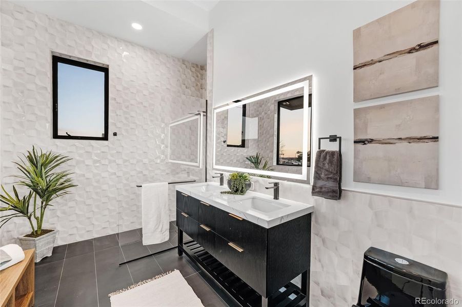 Furnished interior view inside a new home in , Superior (Image 38).