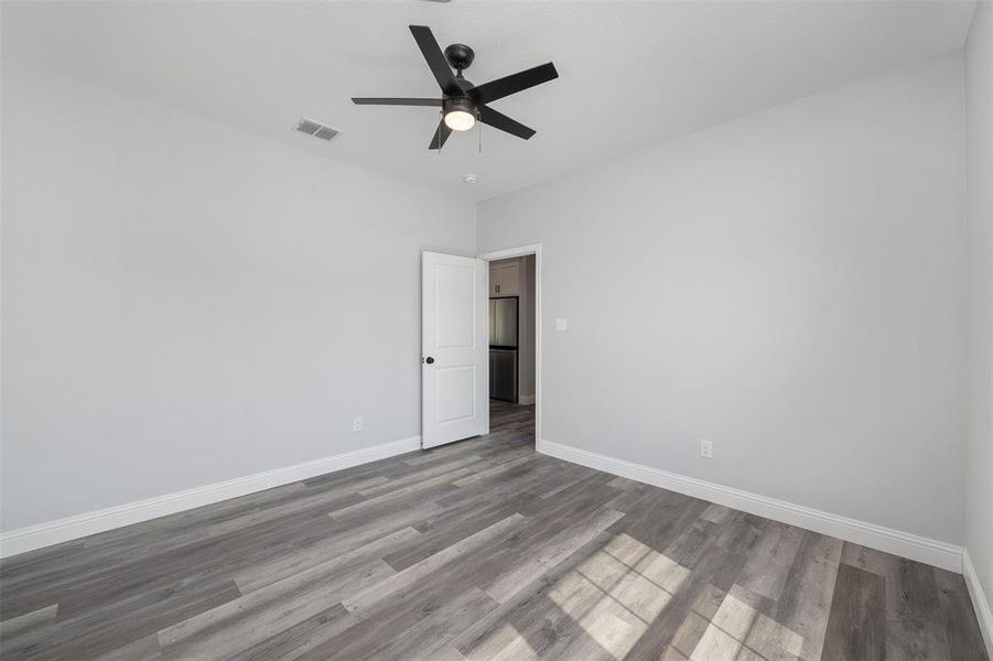 Spacious, unfurnished interior of a new home in , Azle (Image 21).