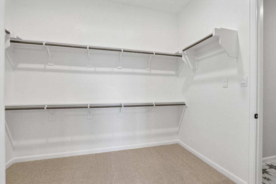 Spacious, unfurnished interior of a new home in Ribbonwood, Aubrey (Image 18).
