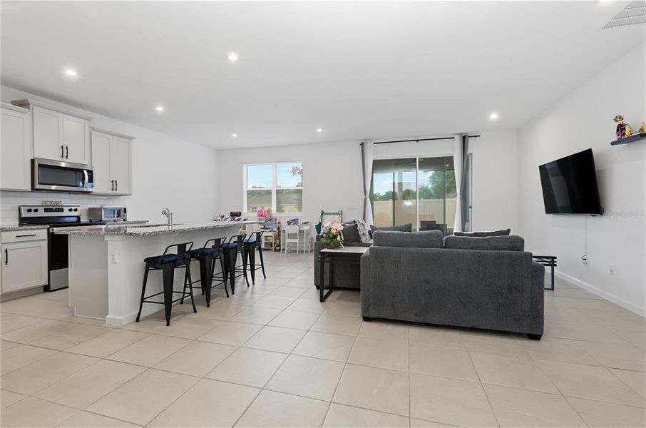 Furnished interior view inside a new home in Grandview Gardens, Deland (Image 12).