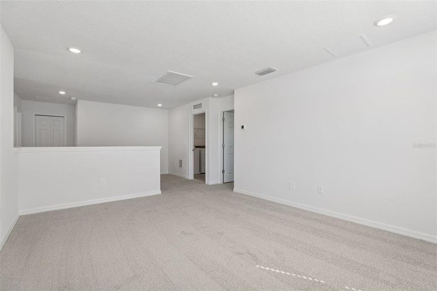Spacious, unfurnished interior of a new home in The Reserve at Twin Lakes, St. Cloud (Image 40). Spacious, unfurnished interior of a new home in The Reserve at Twin Lakes, St. Cloud (Image 40).