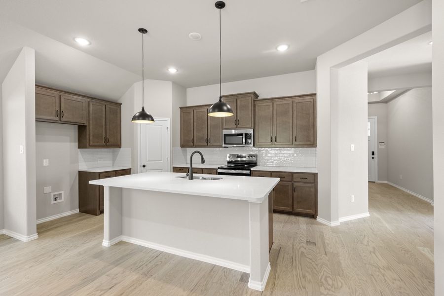 Furnished interior view inside a new home in Waterford Park, Weatherford (Image 5).