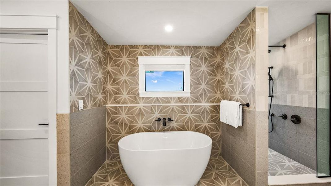 Furnished interior view inside a new home in , Sarasota (Image 15).