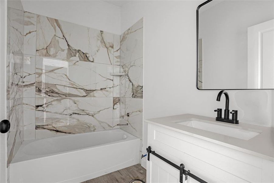 Furnished interior view inside a new home in , Terrell (Image 12).