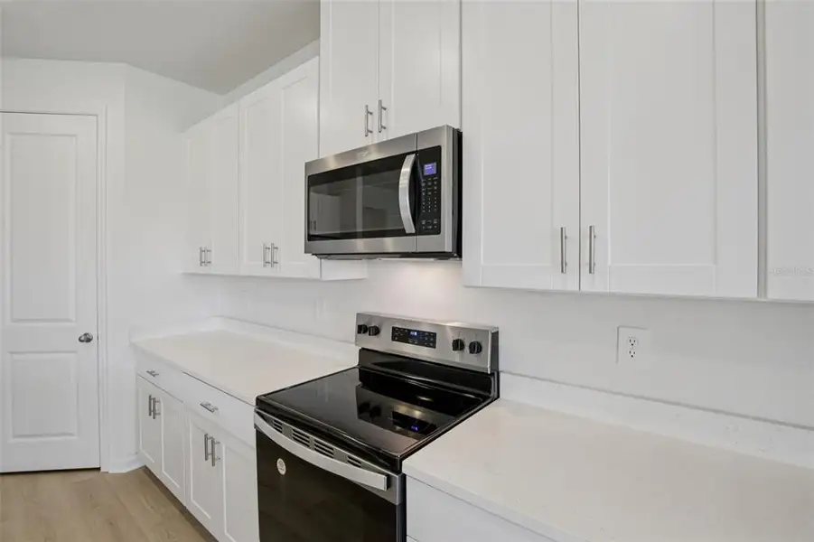 Furnished interior view inside a new home in Coasterra - Reserve Series, Palmetto (Image 7). Furnished interior view inside a new home in Coasterra - Reserve Series, Palmetto (Image 7).
