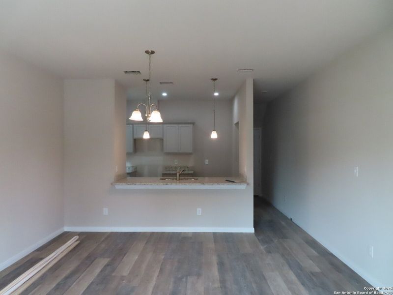 Spacious, unfurnished interior of a new home in , San Antonio (Image 4).