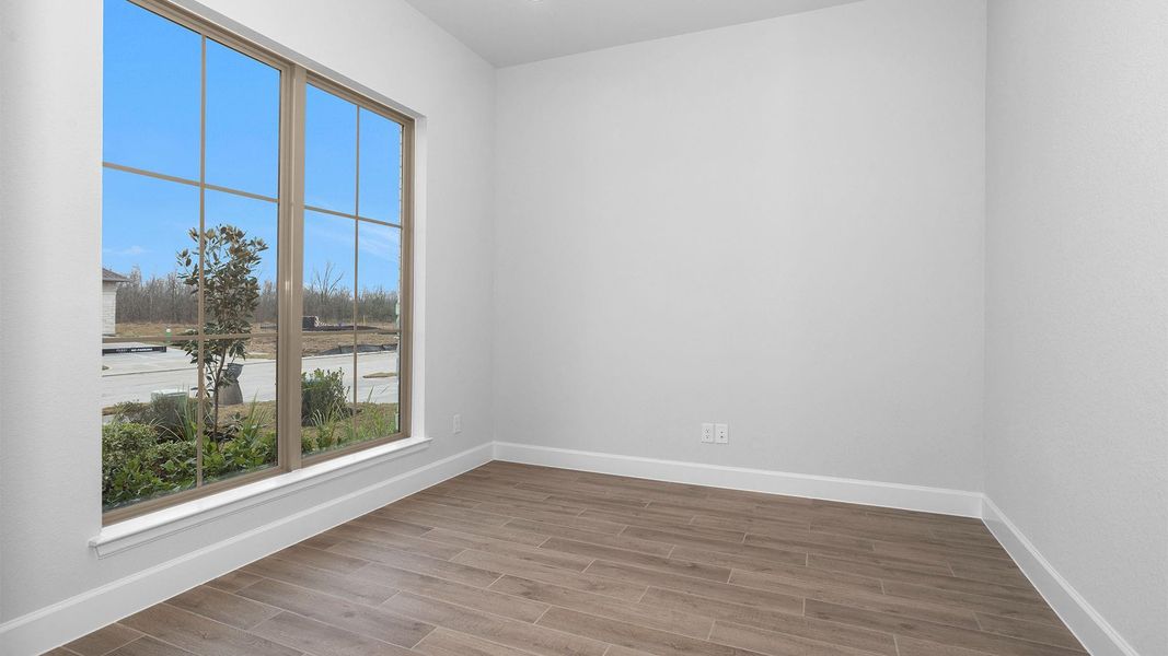 Spacious, unfurnished interior of a new home in Legacy, League City (Image 17).