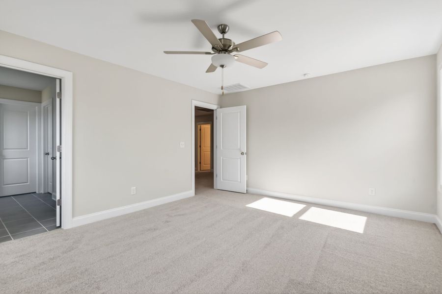 2,426sf New Home in KNIGHTDALE, NC.  - Slide 19