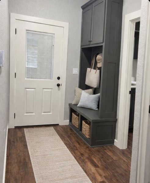 Furnished interior view inside a new home in , Texarkana (Image 9).
