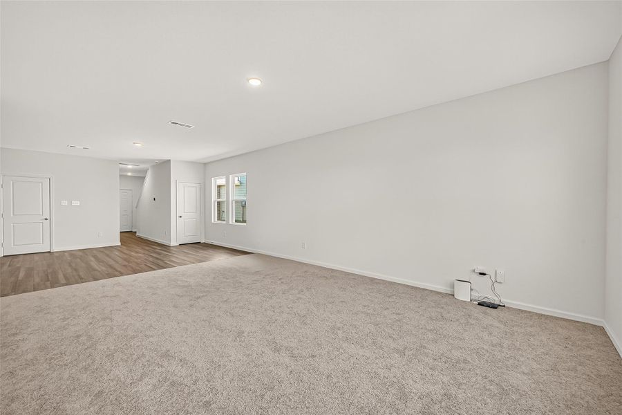 Spacious, unfurnished interior of a new home in Chapel Run, Montgomery (Image 20). Spacious, unfurnished interior of a new home in Chapel Run, Montgomery (Image 20).