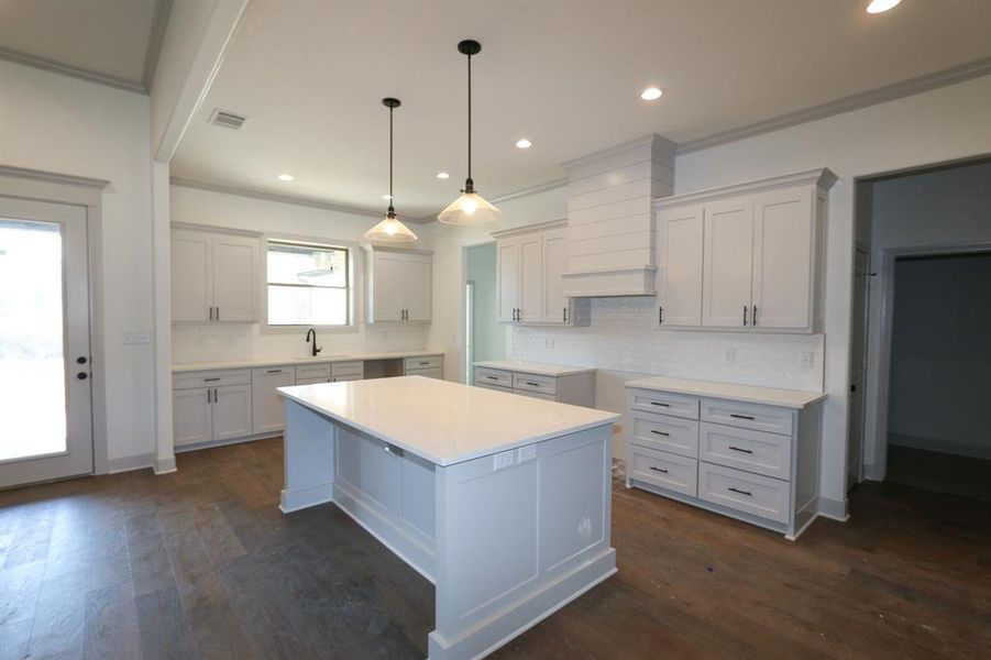 Furnished interior view inside a new home in , Tyler (Image 12).