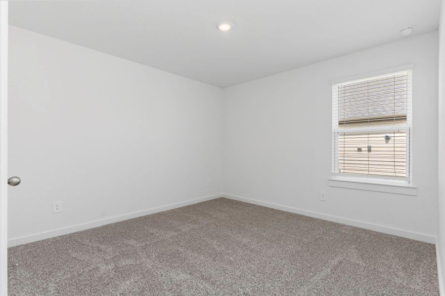 Spacious, unfurnished interior of a new home in Blue Heron Estates, Beasley (Image 30).