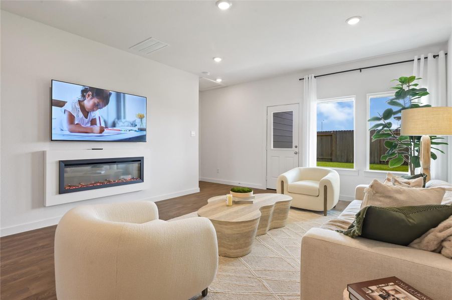 Furnished interior view inside a new home in Holly Ridge, Rosenberg (Image 36).