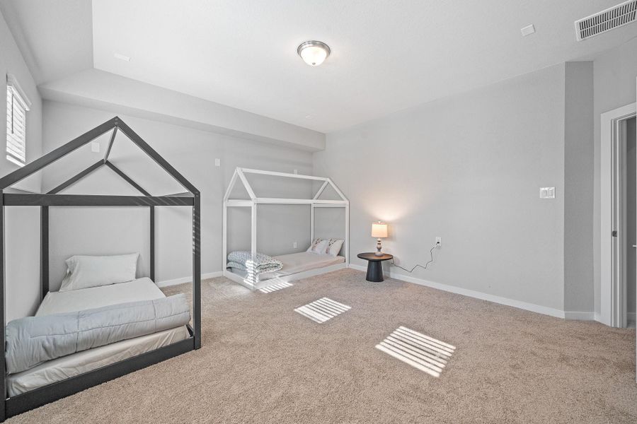 Image 45 of a home in Morton Creek Ranch.