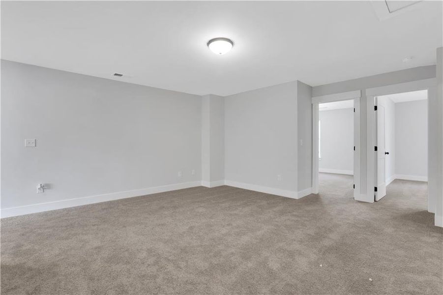 Spacious, unfurnished interior of a new home in , Dawsonville (Image 39).