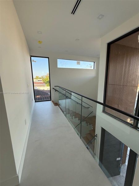 Spacious, unfurnished interior of a new home in , Surfside (Image 21).