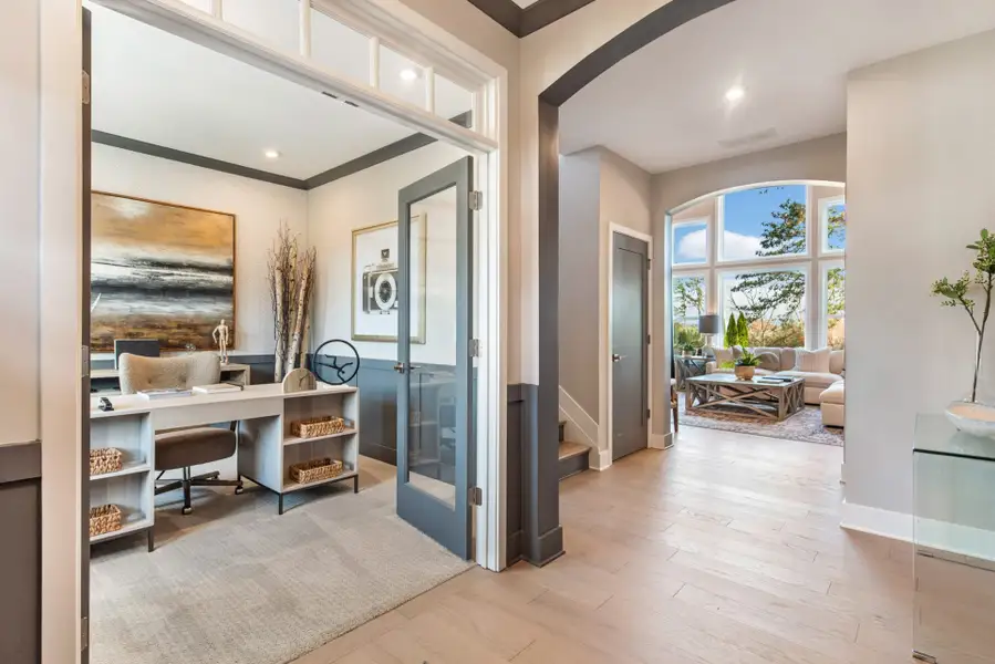 Representative furnished interior of a home built from the Grandin by Fischer Homes in Twin Lakes, Hoschton (Image 5).