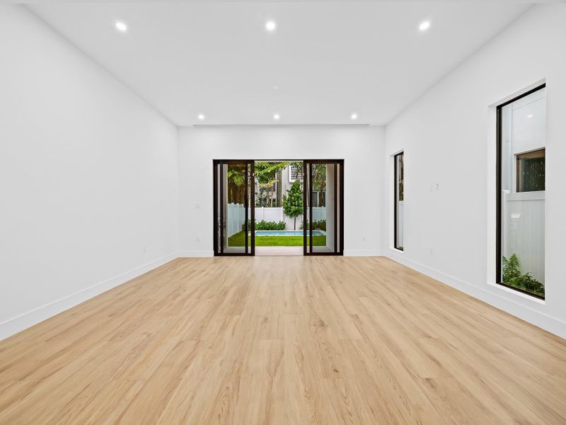 DISCLAIMER: All renderings, site plans, simulated views, floor plans, graphic images, drawings and all other information depicted are illustrative, and are provided to assist in visualizing the units and the Project and may not be accurately depicted and may be changed at any time. DISCLAIMER: All renderings, site plans, simulated views, floor plans, graphic images, drawings and all other information depicted are illustrative, and are provided to assist in visualizing the units and the Project and may not be accurately depicted and may be changed at any time.