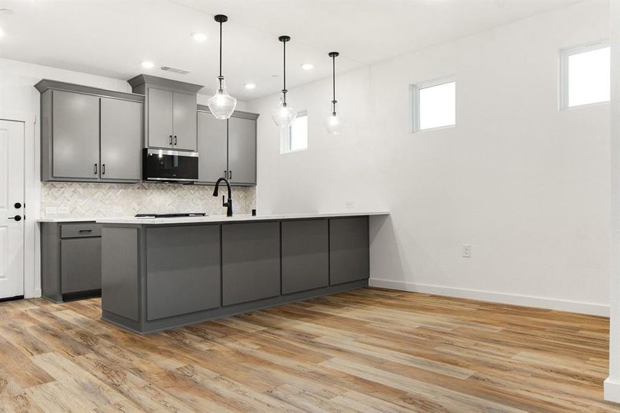 010-1435AzaleaDrive-Melissa-TX-75454-EatInKitchen.jpg-SMALL 010-1435AzaleaDrive-Melissa-TX-75454-EatInKitchen.jpg-SMALL