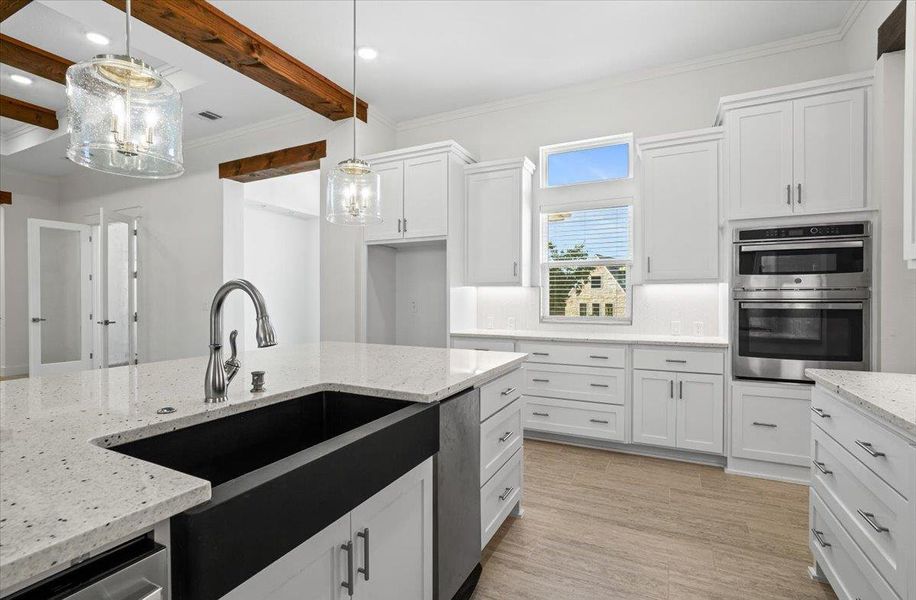 Furnished interior view inside a new home in , Salado (Image 10).